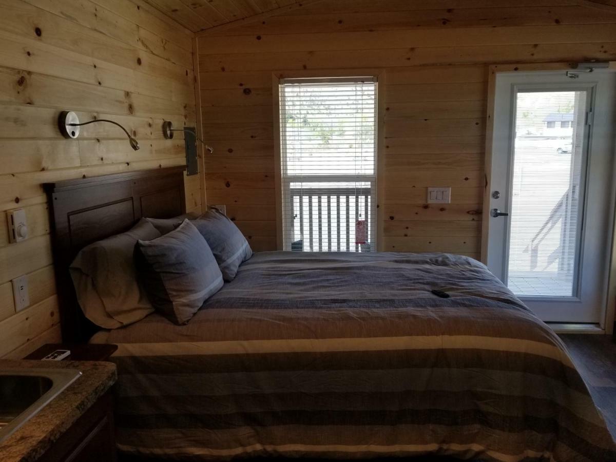 Castle Gate Rv Park Hotel Helper Екстериор снимка